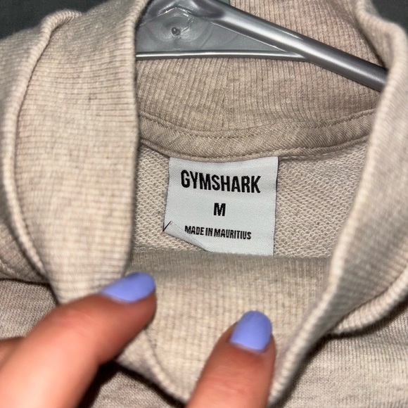gymshark cropped hoodie - Picture 3 of 3